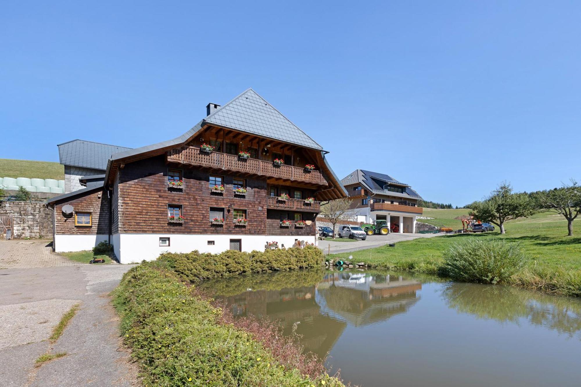 Kapellenhof Ferienwohnungen Triberg im Schwarzwald Exterior foto